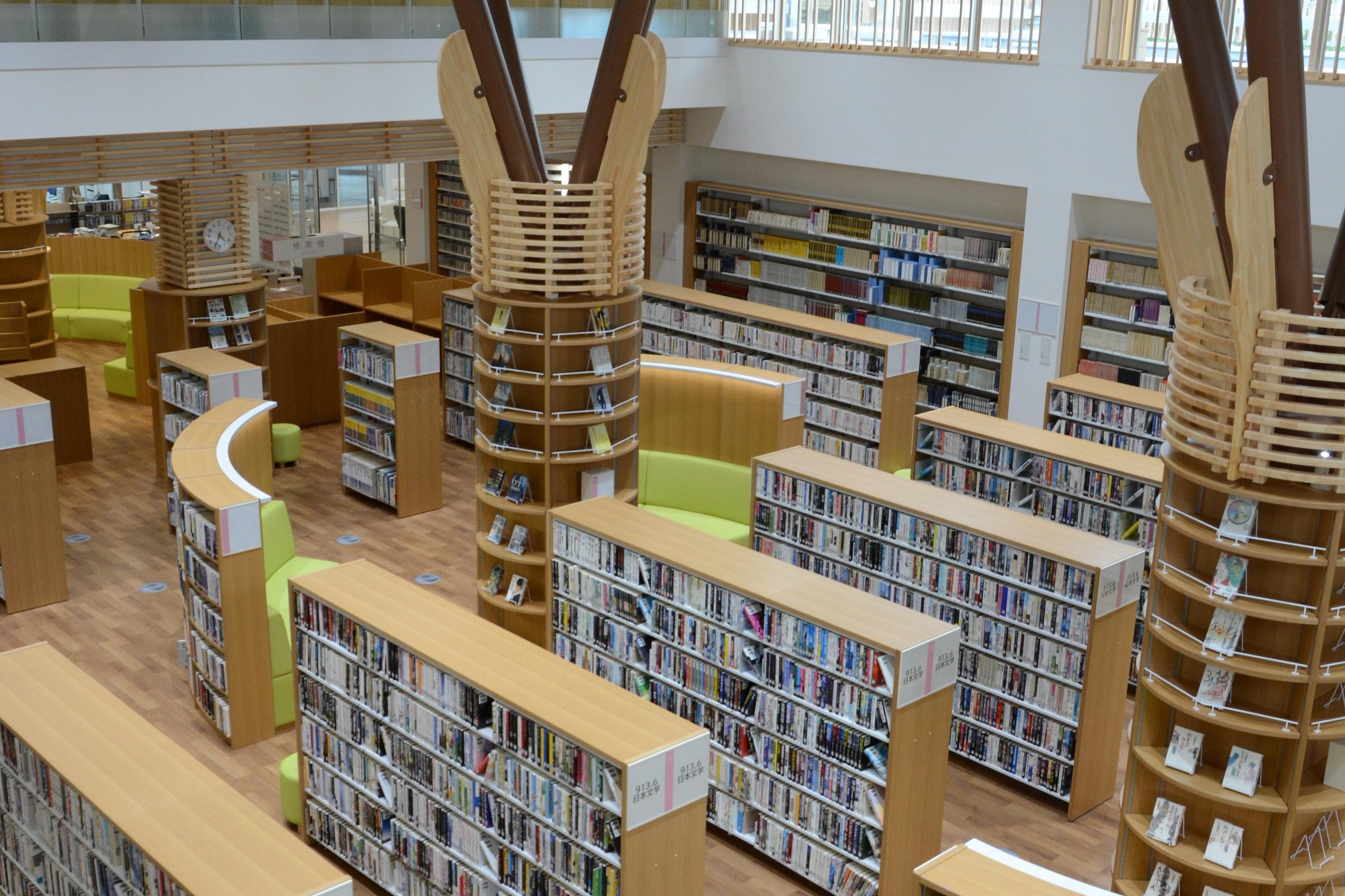 図書館館内01